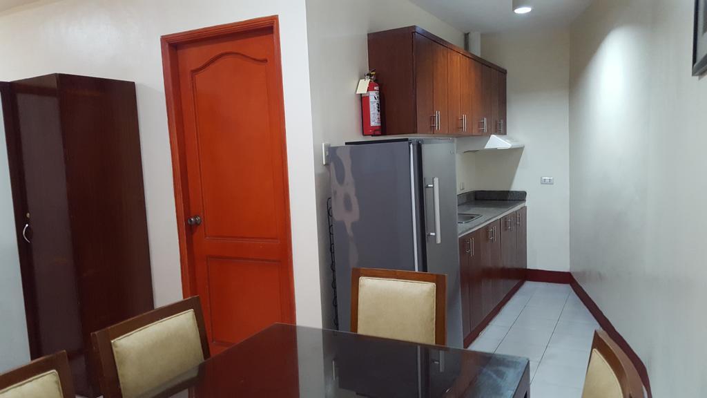 La Casarita Aparthotel Manila Ngoại thất bức ảnh